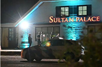 Hollanda Rijsbergen’de Türk düğün salonuna silahlı soygun girişimi polis operasyonuyla iki zanlı yakalandı