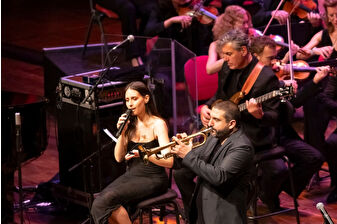 Ortadoğu’nun güçlü sesi Hiba Tawaji ve cazın virtüözü Ibrahim Maalouf, 24 Haziran’da Harbiye Açıkhava sahnesinde buluşuyor
