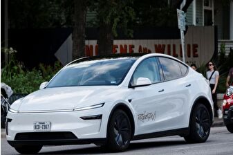 Tesla, robotaksi hizmetini Austin'de başlattı