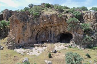 Mardin'deki mağarada yaşamın ilk izlerine dair tarihi keşif