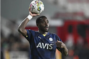 Bright Osayi-Samuel, Fenerbahçe’den ayrılarak Birmingham City ile 3 yıllık sözleşme imzaladı