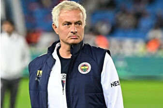 Fenerbahçe, Jose Mourinho’nun 2025-2026 sezonu yardımcı teknik kadrosunu açıkladı