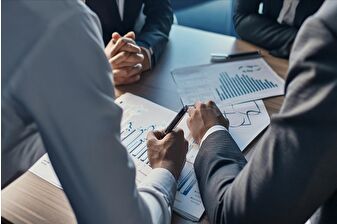 Yüksek faiz ve sıkılaştırmaya rağmen kredi hacmi ilk yarıda reel olarak yüzde 4,8 genişledi