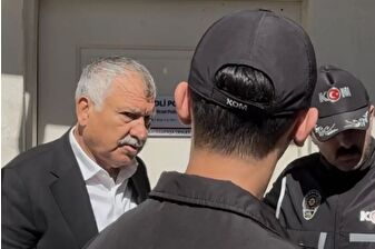 Adana Büyükşehir Belediye Başkanı Zeydan Karalar tutuklandı