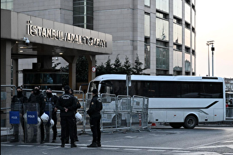 İBB soruşturmasında 2'si iş insanı, 3'ü şoför 10 şüpheliye gözaltı