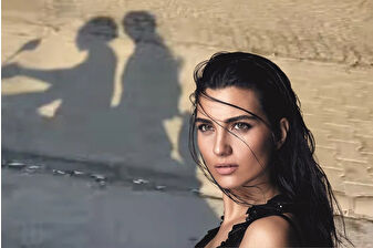 Tuba Büyüküstün’den gizemli aşk paylaşımı