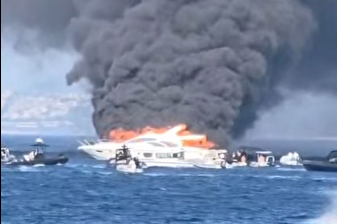 Bodrum ve Çeşme'de iki motoryat yandı