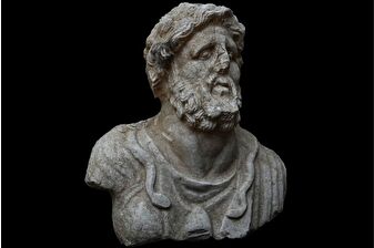 Geleceğe Miras projesi ile kazı alanı büyütülen Aspendos’ta 3 eşsiz eser 1800 yıl sonra gün ışığına çıkartıldı