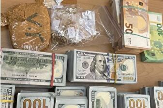 Türkiye'ye gelen araçta Bulgaristan gümrüğünde arama yapıldı, 1.6 milyon euro değerinde nakit ve altın ele geçirildi