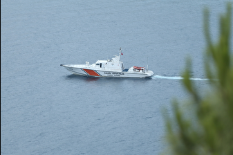 Marmara Adası açıklarında parçalanmış halde bulunan teknedeki iş insanı Halit Yukay'ı arama çalışmaları üçüncü gününde sürüyor