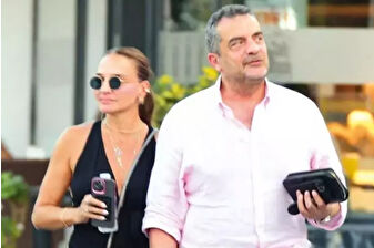 Bodrum tatiline devam eden Ebru Akel ve Doktor Nevzat Melih Gündüz, Türkbükü’nde kameralara yakalandı