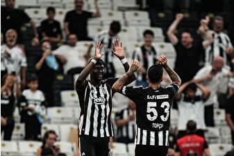 Beşiktaş, St. Patrick's'i 3-2 yenerek UEFA Konferans Ligi'nde play-off turuna yükseldi