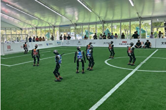 Çin’de başlayan Dünya İnsansı Robot Oyunları: Robotlar atletizm, futbol, boks ve performans gösterileriyle hünerlerini sergiliyor