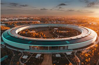 Teknoloji devi Apple'ın kurumsal merkezi Apple Park havadan görüntülendi
