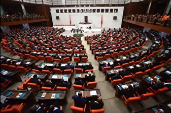 Özgür Özel hakkında TBMM'ye 4 fezleke sunuldu