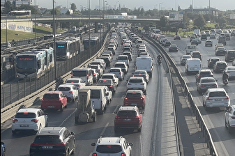 Okullarda uyum haftası başladı yoğunluk trafiğe yansıdı