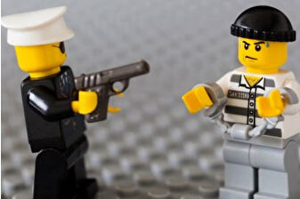 Avustralya’da bir eve yapılan baskında 163 bin dolar değerinde 2 bin 500 Lego kutusu ele geçirildi