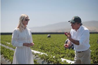 Hamdi Ulukaya ve Ivanka Trump, canlı yayında yeni sürdürülebilir odaklı işbirliğini duyurdu 