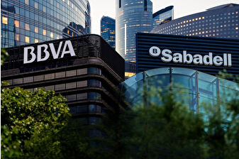 İspanyol bankası BBVA rakip banka Sabadell’i almak için hisse başı teklifini yüzde 10 oranında artırarak piyasa fiyatının üzerine çıktı