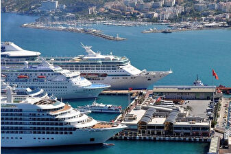 Türkiye, 2025 yılının ocak–ağustos döneminde kruvaziyer turizminde tarihi rekor kırarak 1,5 milyon yolcuyu ağırladı