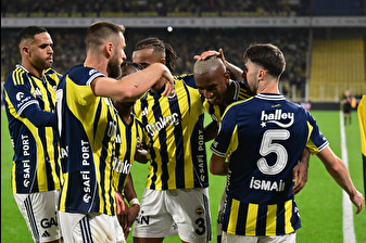Fenerbahçe, Süper Lig'de nefes aldı: Antalyaspor engelini 2 golle aştı