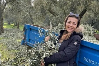 Oyuncu Burcu Kara, çocukluğundan beri bağlı olduğu zeytin ağaçlarından ilham alarak kendi zeytinyağı markasını kurmaya hazırlanıyor