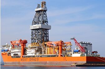 TPAO’nun 490 milyon dolara satın aldığı West Draco, Mersin Taşucu Limanı’na geldi