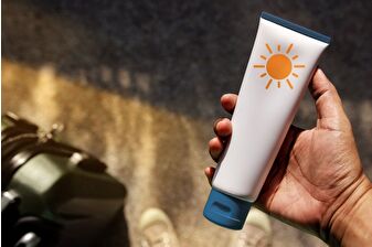 Avustralya’da 18 güneş kremi markasının üretimi ya da satışına durdurma kararı geldi