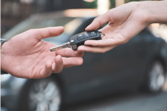 Otomotiv sektörü eylülde satış rekoru kırdı ama taşıt kredisi bakiyesi son bir yılda 28,5 milyar lira azaldı