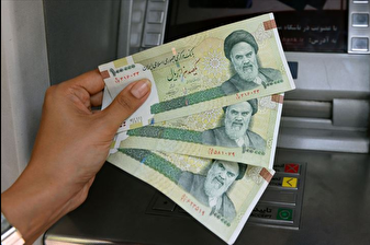 İran Meclisi, ulusal para biriminden dört sıfır atılmasına ilişkin yasa tasarısını kabul etti