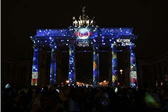 Berlin'de ışık festivali gerçekleştirildi