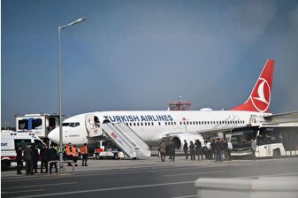 İsrail tarafından alıkonulan Özgürlük Filosu'ndaki 94 aktivist Türkiye'ye geldi
