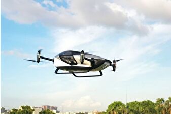 'Kara Uçak Taşıyıcısı' isimli uçan otomobil Dubai'de tanıtıldı