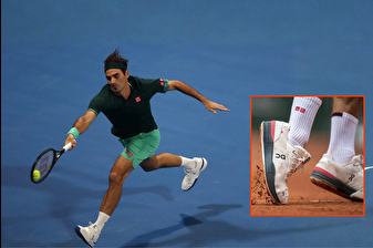 Dünyaca ünlü tenisçi Roger Federer korttan çok ayakkabıdan kazandı; milyarder sporcular arasına adını yazdırdı