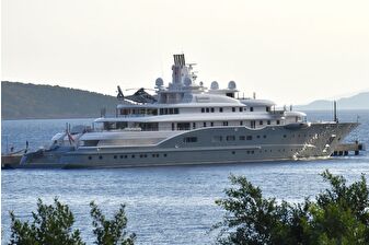 Dubai şeyhine ait dünyanın sayılı yatlarından Radiant'a Bodrum'da yakıt ikmali yapıldı