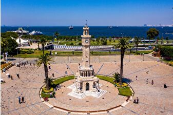 Sanatın kalbi bu kez Ege’de atıyor: İzmir Kültür Yolu Festivali başladı