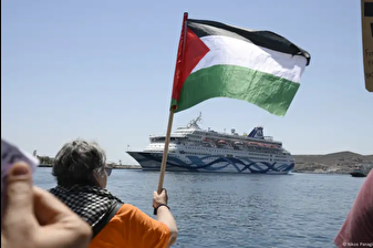 İsrailli turistleri taşıyan kruvaziyer, Yunanistan'ın Kalamata Limanı'nda protesto edildi
