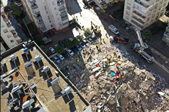 6 Şubat depremlerinde yıkılan Adana Alpargün Apartmanı davasında, sanık Hasan Alpargün'e bir kez daha  62 kez müebbet ve 865 yıl hapis cezası verildi