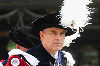 İngiltere Kralı Charles'ın cinsel tacizle suçlanan kardeşi Andrew'un prens ünvanı elinden alındı, Kraliyet Locası'ndan ayrılacak