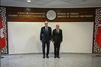 Hazine ve Maliye Bakanı Mehmet Şimşek, İsviçre Konfederasyonu Başkan Yardımcısı Parmelin ile bir araya geldi