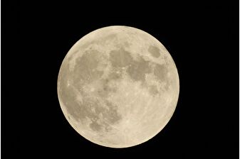 5 Kasım'da gökyüzünde yılın en parlak ve en büyük Dolunay'ı görülecek