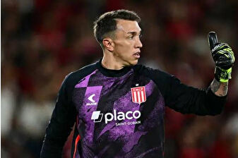 Estudiantes forması giyen Fernando Muslera, Boca Juniors maçının hakem yönetimine sert tepki gösterdi