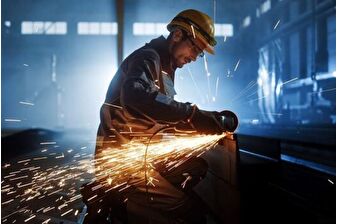 Almanya'da sanayi üretimi beklentilerin altında arttı