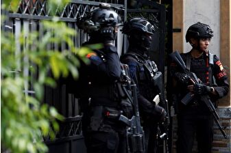 Endonezya’da okul kampüsündeki camide cuma namazı sırasında patlama meydana geldi