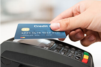 Artvin Hopa’da kapıda ödeme sonrası kredi kartından 85 bin TL çekilen esnafın mağduriyeti banka tarafından giderildi