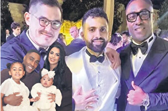 Ünlü İngiliz şarkıcı Simon Webbe arkadaşının İstanbul’daki düğününde Türkçe şarkı söyledi