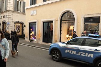 Louis Vuitton'ın İtalya'nın başkenti Roma'daki mağazası soyuldu