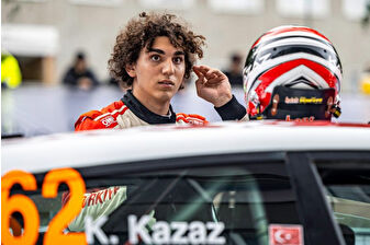 Türkiye’nin en genç ralli şampiyonu Kerem Kazaz, İstanbul Rallisi’ndeki başarısıyla ikinci kez Türkiye şampiyonu oldu
