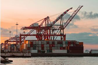 İhracatın yüzde 56 oranında yükünü gemiler üstlendi