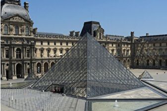 Fransa'da Louvre Müzesi'nin giriş ücretleri, AB ve 3 ülke dışındaki ziyaretçiler için zamlanacak
